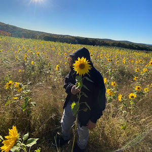 Meet your Posher, Gio